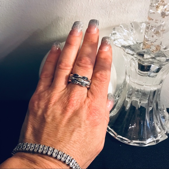 SAVVY CIE JEWELS STERLING SILVER + DIAMOND… - Picture 7 of 15